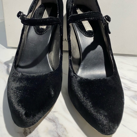 Velvet Banana Republic platform Mary Janes - Picture 2 of 6